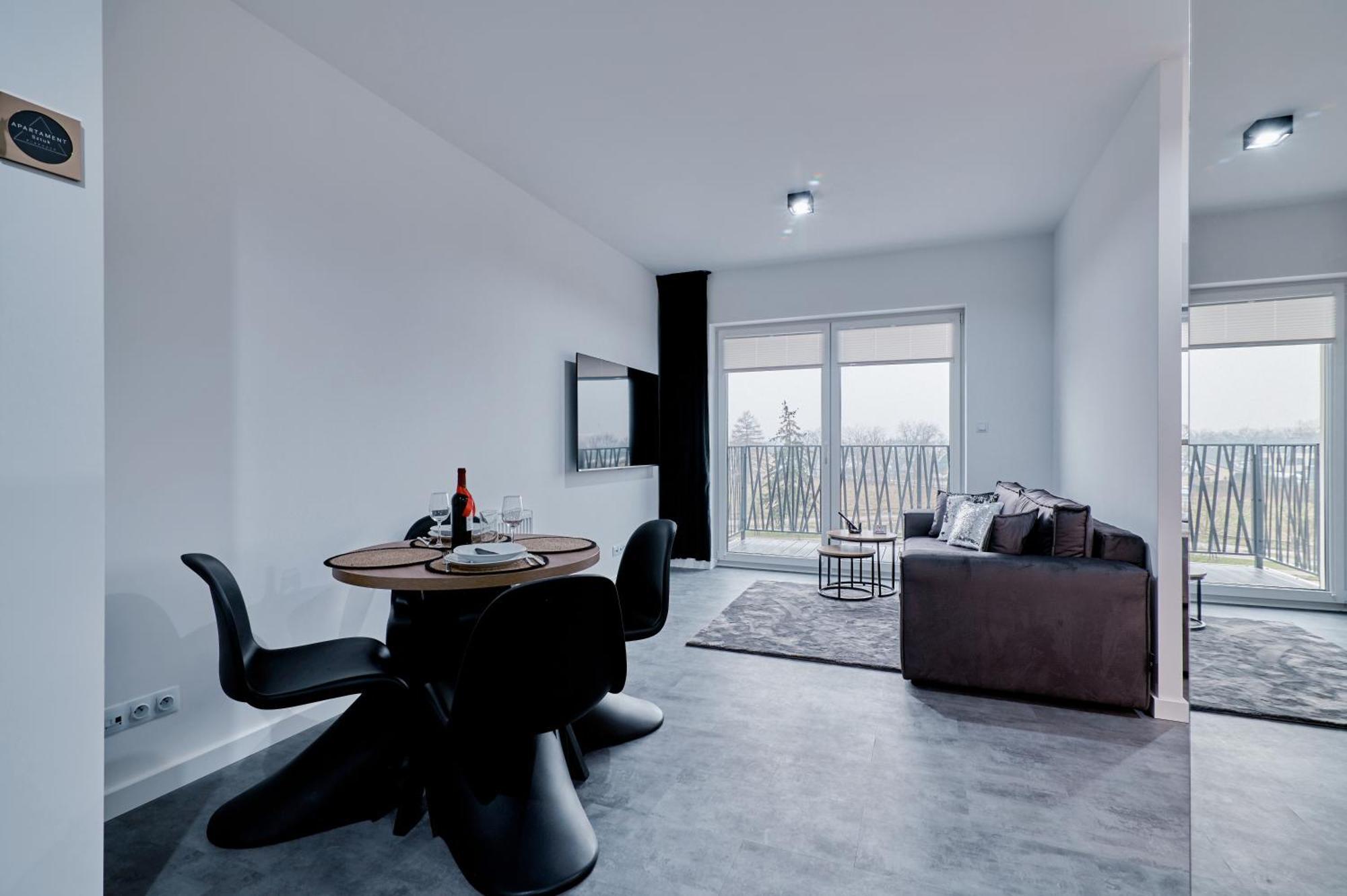 Apartament Sztuk Pieknych 10 Piła Esterno foto